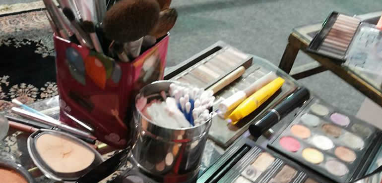 Andréa Aleixo Maquiadora Profissional Maquiadora Profissional